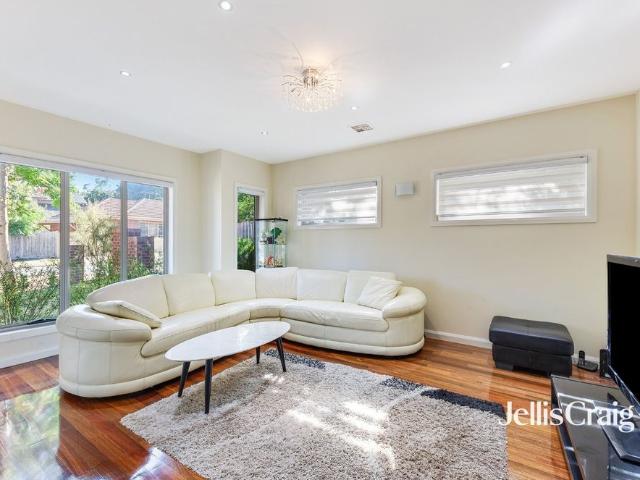 Townhouse for rent in Ivanhoe, Melbourne