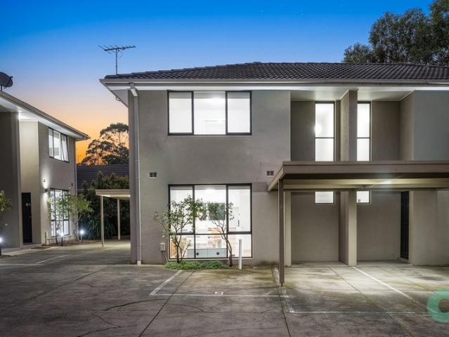 Townhouse for sale in Camerons Creek, Victoria