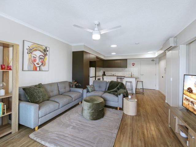 Apartment for sale in Kings Creek, Queensland