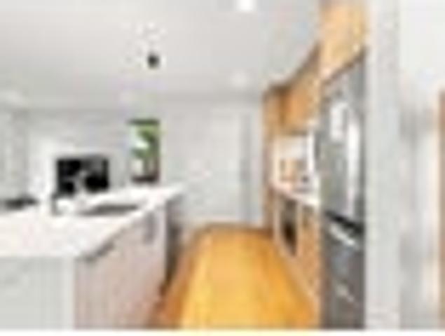 Townhouse for sale in Heathcote, Canterbury