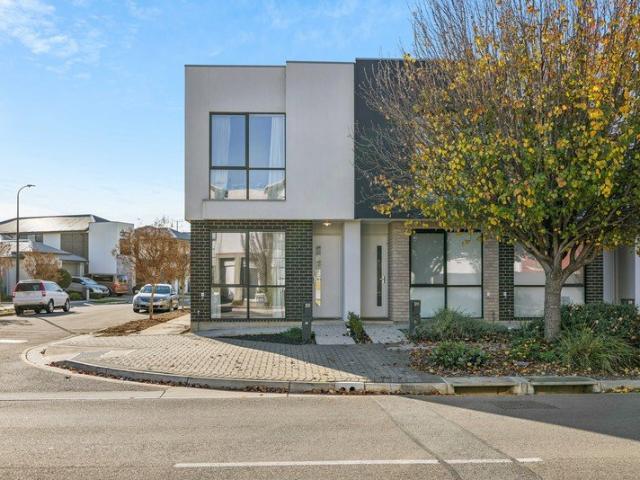 Townhouse for sale in Horseshoe Creek, South Australia