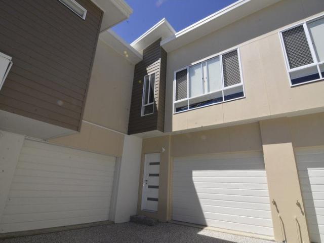 Townhouse for rent in Toombul, Queensland