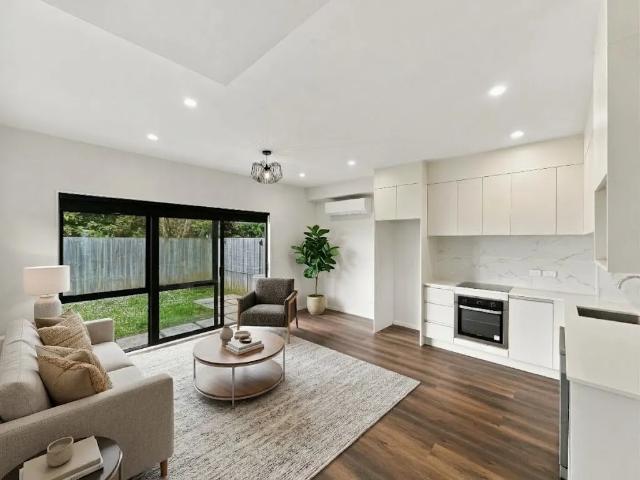 Townhouse for rent in Bellfield Estate, Papakura