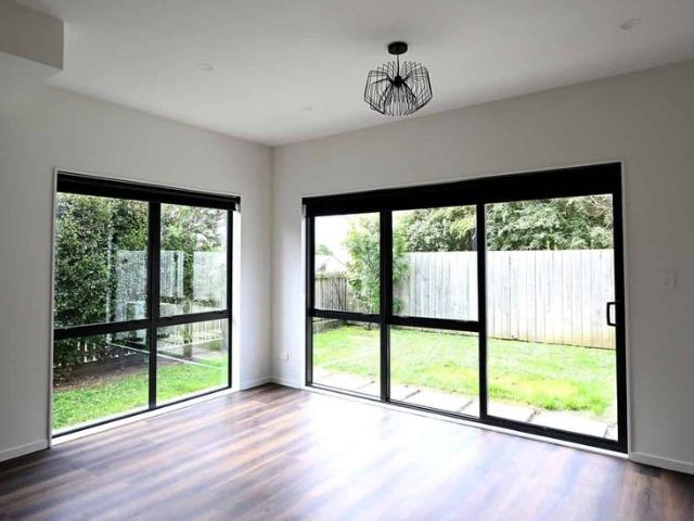 Townhouse for rent in Bellfield Estate, Papakura