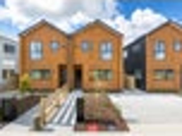 Townhouse for sale in Awhitu, Oroua County