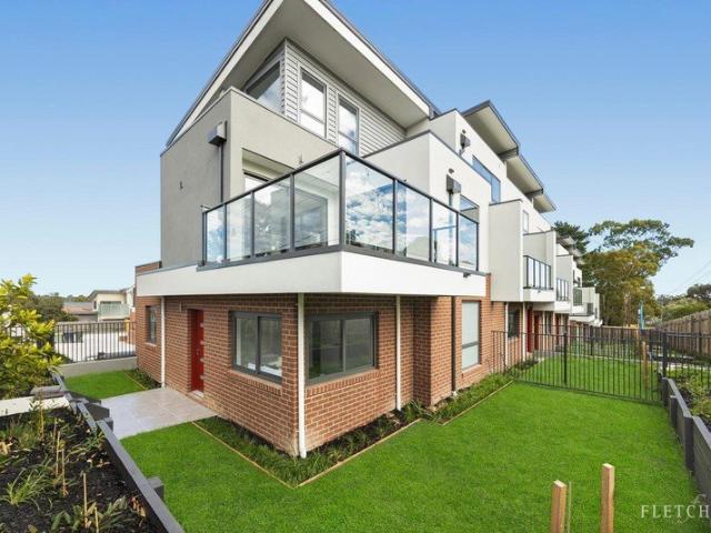 Townhouse for sale in Camerons Creek, Victoria