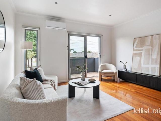 Townhouse for rent in Camerons Creek, Victoria