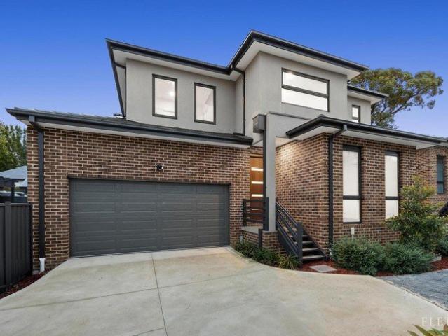 Townhouse for sale in Camerons Creek, Victoria