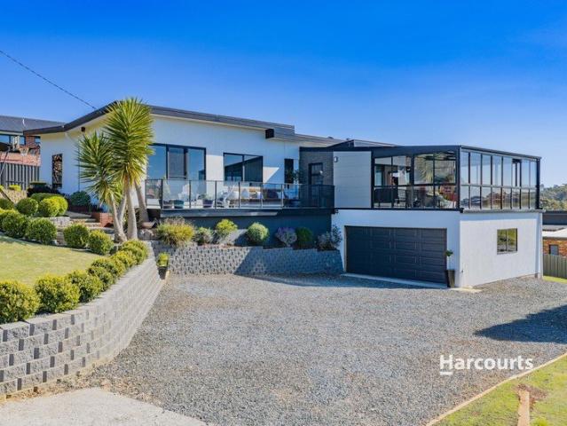 House for sale in Penguin, Central Coast