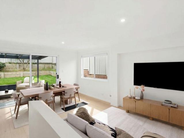 House for rent in Wollongong West, New South Wales