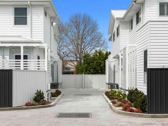 Townhouse for sale in Ambergate, New South Wales