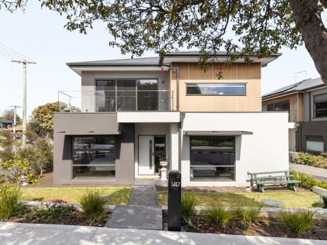 Townhouse for sale in Camerons Creek, Victoria