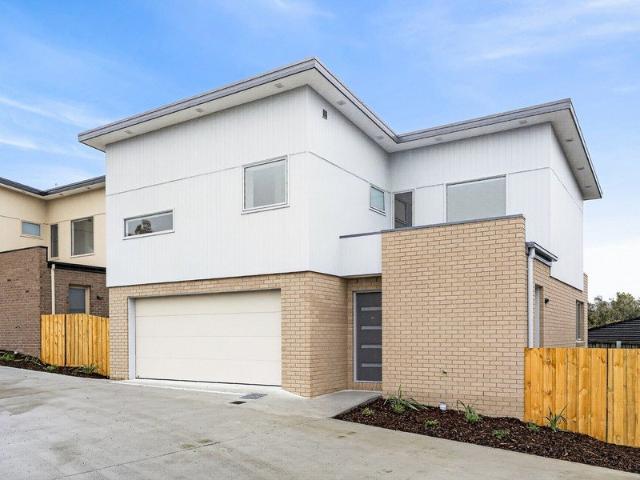 Townhouse for sale in Old Beach, Hobart
