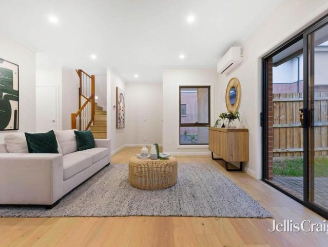 Townhouse for rent in Camerons Creek, Victoria