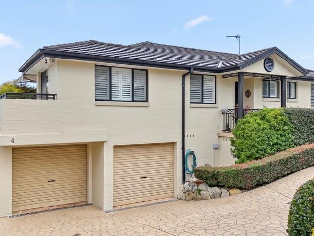 Townhouse for sale in Gosford, New South Wales