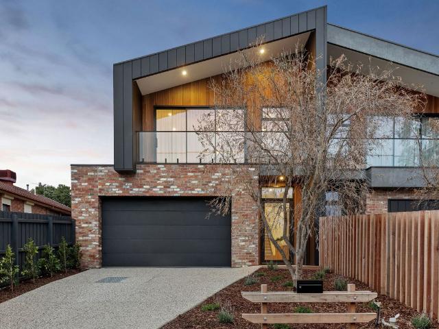Townhouse for sale in Camerons Creek, Victoria