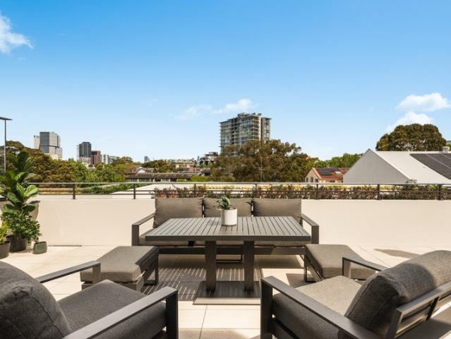 Apartment for sale in Crows Nest Junction, Sydney