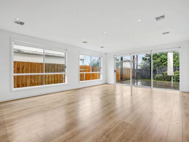 Townhouse for rent in Camerons Creek, Victoria