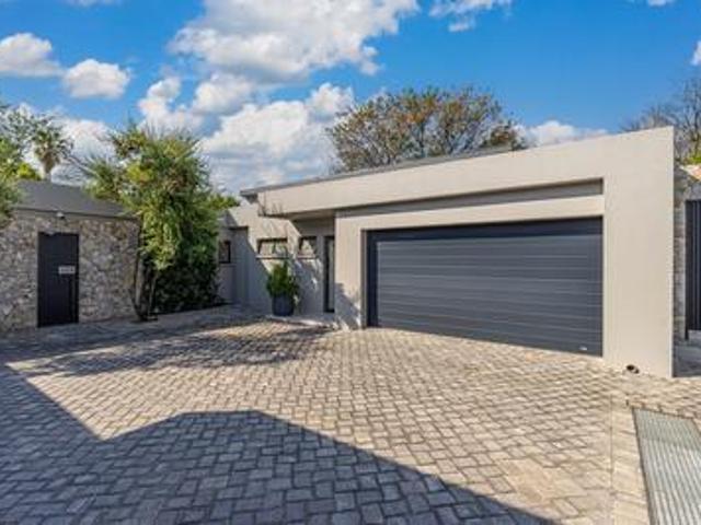 Townhouse for rent in Alexandra, Gauteng