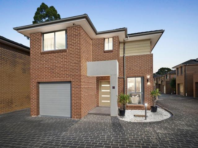 Townhouse for sale in Sydney, New South Wales
