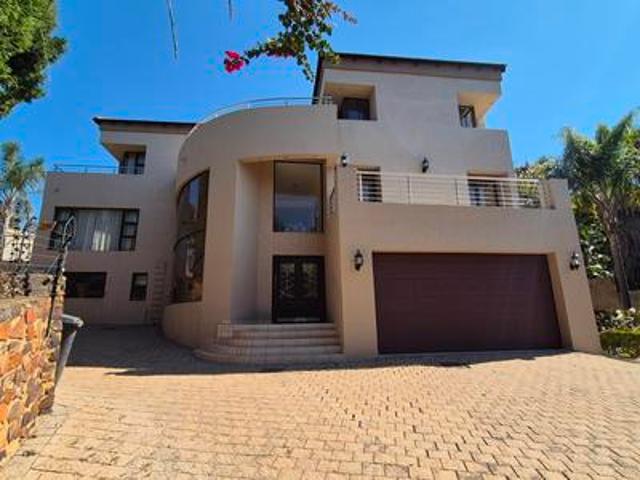 House for sale in Waterkloof, Gauteng