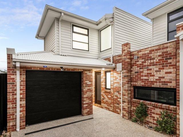 Townhouse for sale in Camerons Creek, Victoria