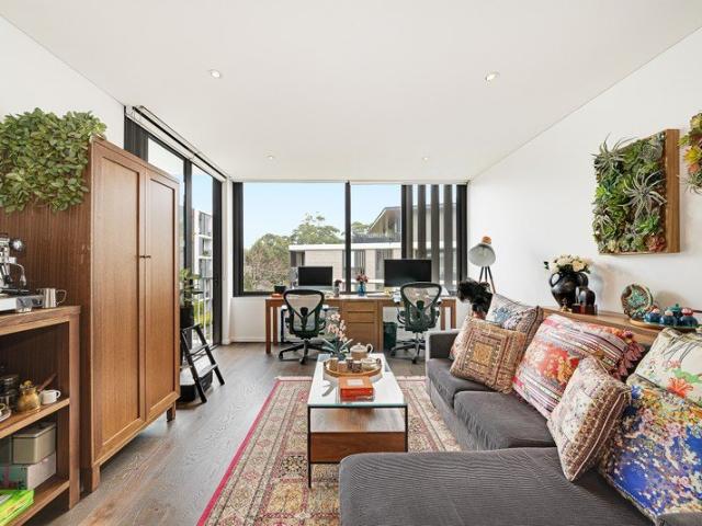 Apartment for rent in Lower North Shore, Sydney