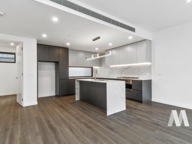Townhouse for rent in The Reserve, Melbourne