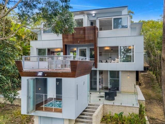 House for sale in Avoca Beach, Gosford