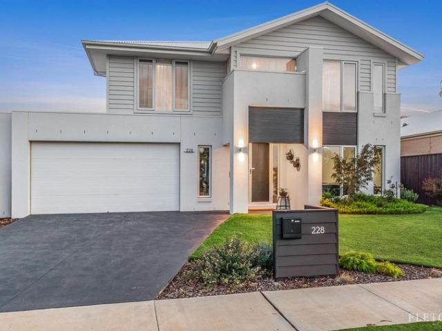 House for sale in Ocean Grove, Victoria