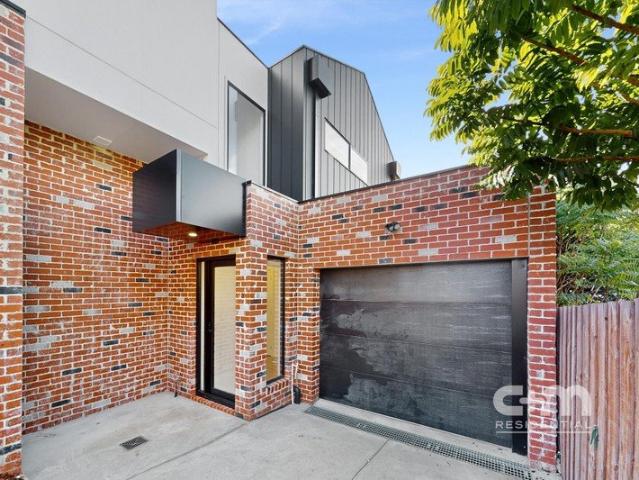 Townhouse for rent in Camerons Creek, Victoria