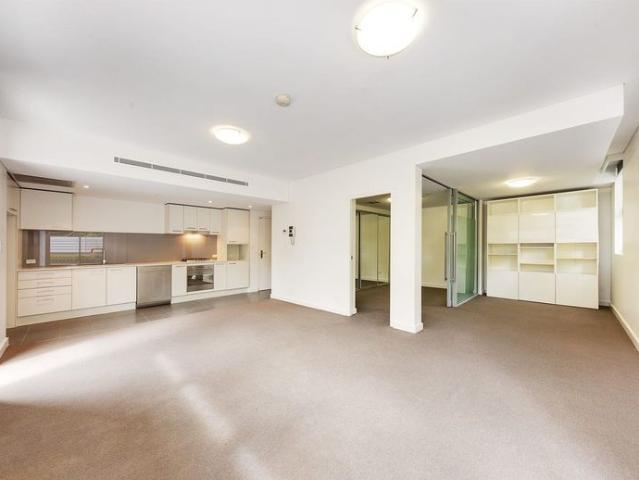 Apartment for rent in Lower North Shore, Sydney