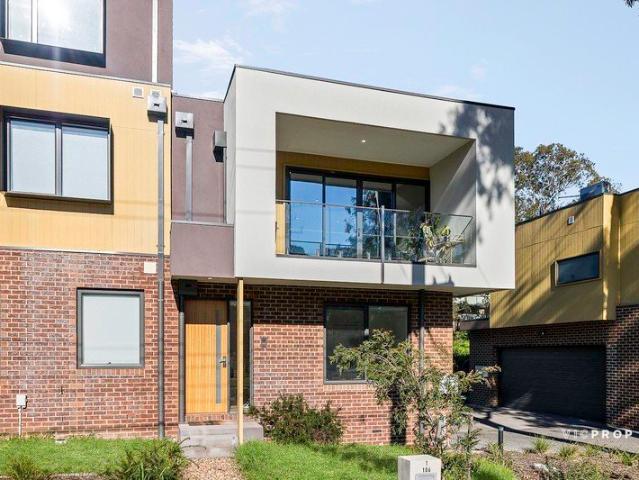 Townhouse for sale in Camerons Creek, Victoria