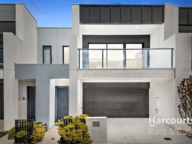 Townhouse for sale in Camerons Creek, Victoria