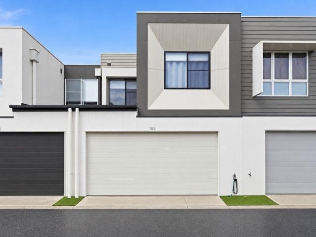 Townhouse for sale in Robina, Gold Coast City