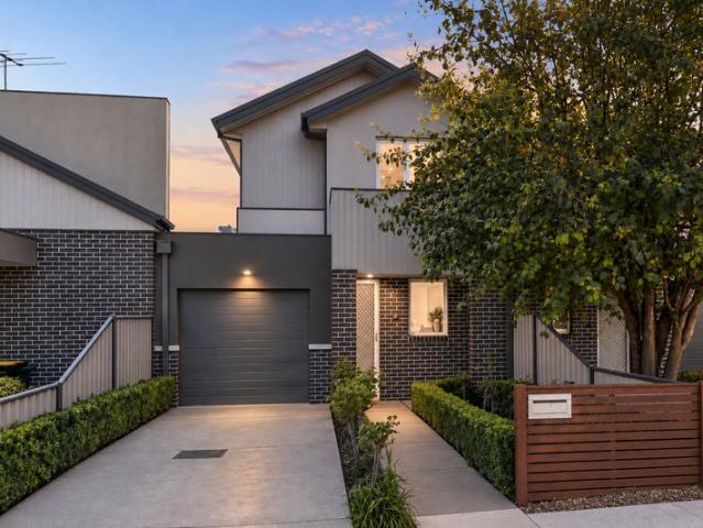 Townhouse for sale in Camerons Creek, Victoria