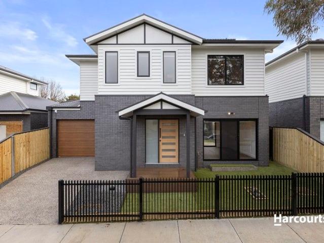Townhouse for sale in Geelong, Victoria