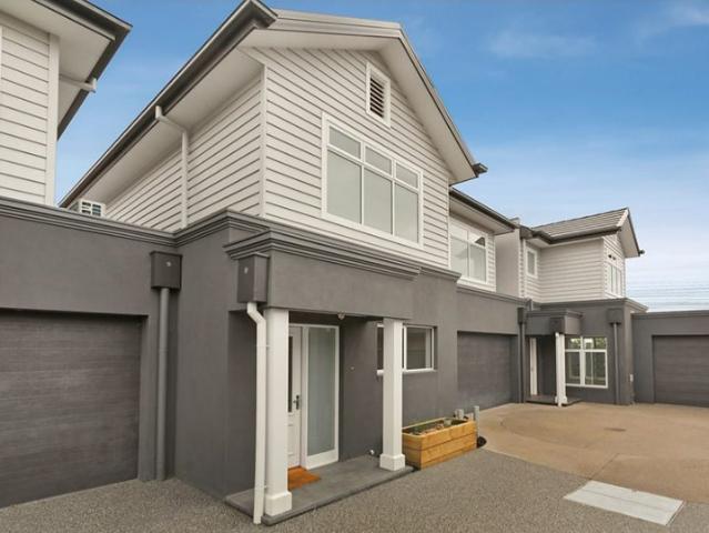 Townhouse for sale in Camerons Creek, Victoria