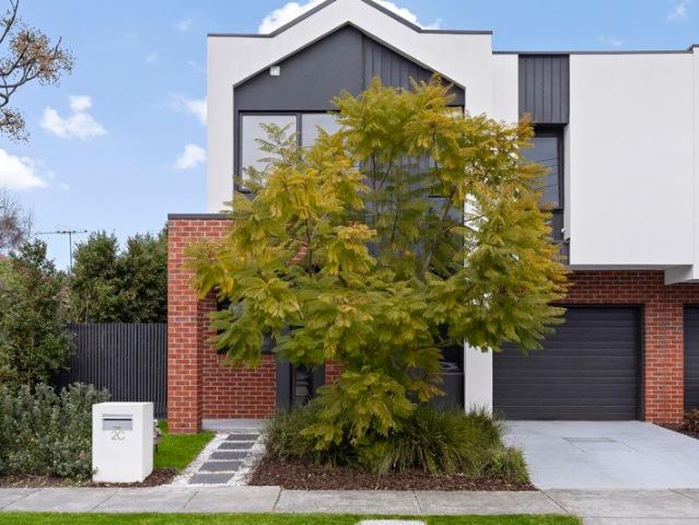 Townhouse for sale in Camerons Creek, Victoria