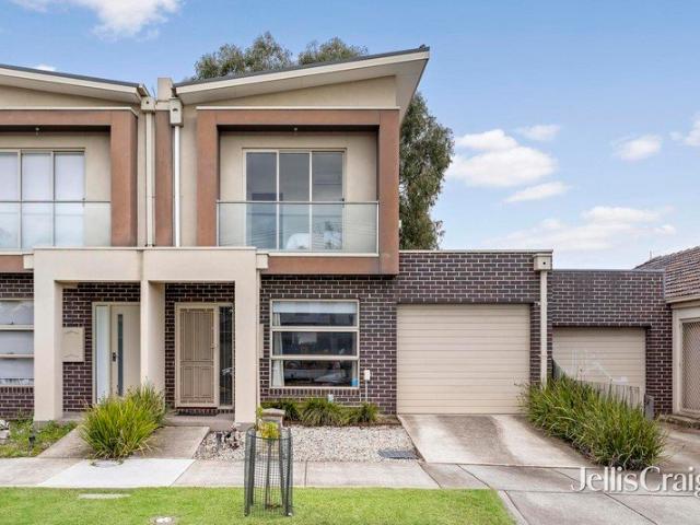 Townhouse for sale in Camerons Creek, Victoria