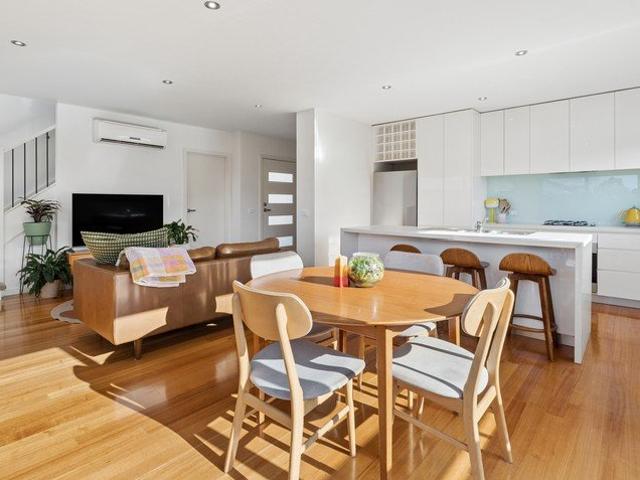 Townhouse for sale in Camerons Creek, Victoria