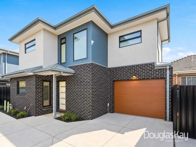Townhouse for sale in Sunshine North, Melbourne