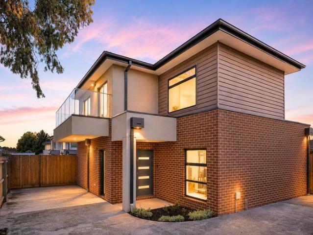 Townhouse for sale in Camerons Creek, Victoria