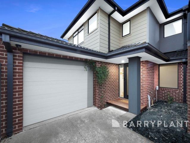 Townhouse for sale in Camerons Creek, Victoria