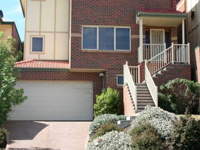 Townhouse for rent in Camerons Creek, Victoria