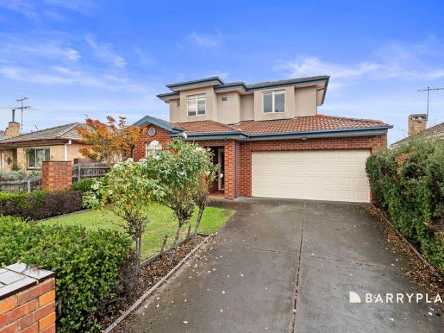 Townhouse for sale in Camerons Creek, Victoria