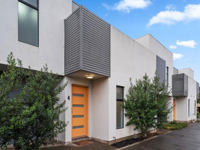 Townhouse for sale in Horseshoe Creek, South Australia