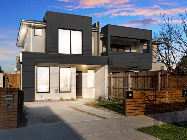 Townhouse for sale in Camerons Creek, Victoria