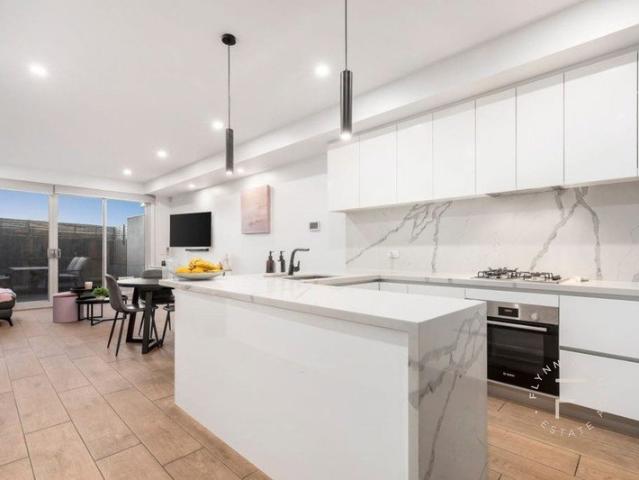 Apartment for sale in Templestowe, Melbourne