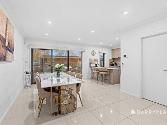 Townhouse for sale in Camerons Creek, Victoria